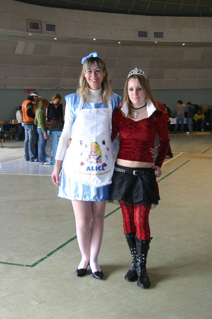 Alice e la regina di cuori00
