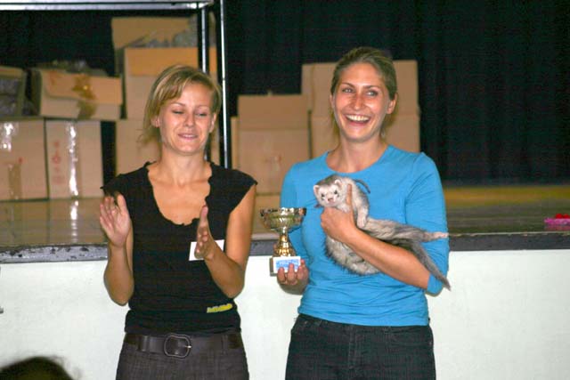 vivy premia eloisa mamma adottande dell'ex mordace Balu!